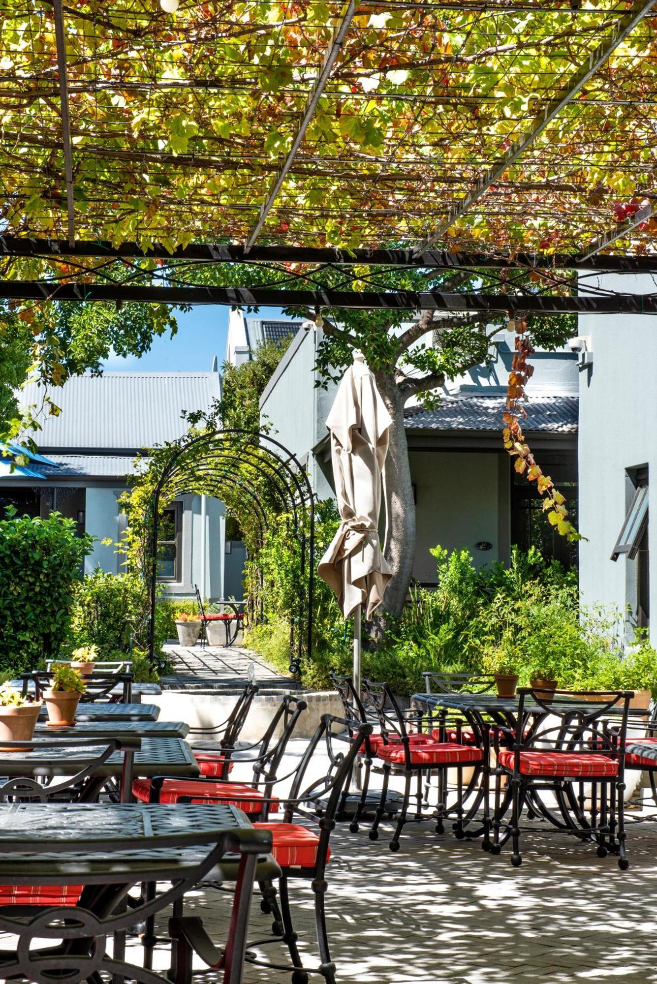 La Fontaine Boutique Hotel By The Oyster Collection Франсгук Екстер'єр фото